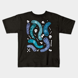 Skulls, bones and ghosts Kids T-Shirt